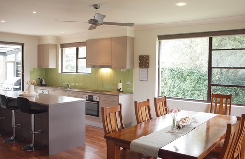 Tarbuck Bay House | The Lake Escape Near Forster