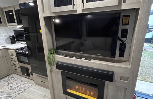 Foley House | The Lake Escape RV Meets The Beach