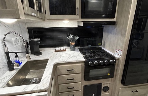 Foley House | The Lake Escape RV Meets The Beach