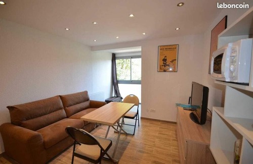 Les Salles-sur-Verdon Apartment | The lake studio