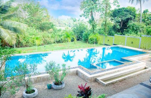 Chilaw Hotel | The Lake Front