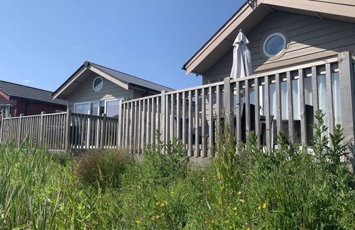 Filey Ski Chalet | The Lake House - a meadow lodge that sleeps 4 guests in 2 bedrooms