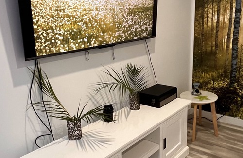 Central Coast House | The Lake House - An escape to tranquillity!