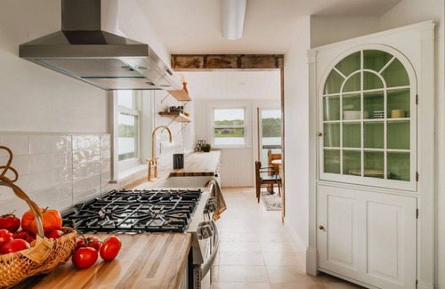 Lake Huntington House | The Lake House With Kayaks and Bikes on the waterfront