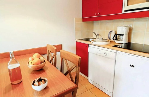 Monflanquin Apartment | The Lake residence - maeva Home - Selection 1 bedroom apartment (4 people)