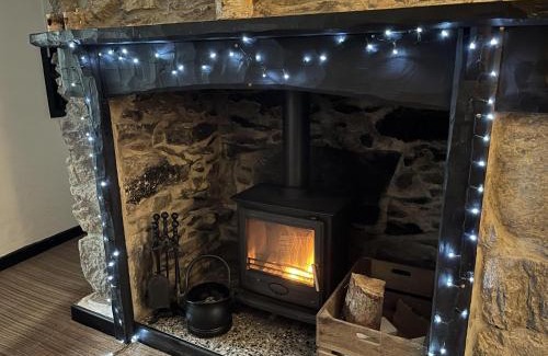Brynrefail Bed & Breakfast | The Lake View Hotel