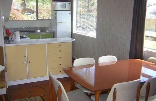 Rototai Cottage | The Lakehouse Bach - Lake Rotoiti Bach