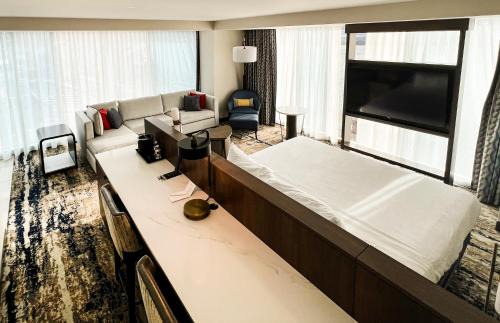 Pittsburgh Hotel | The Landing Hotel at Rivers Casino Pittsburgh