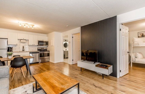Collingwood Condo | The Landing Pad - Condo in Collingwood