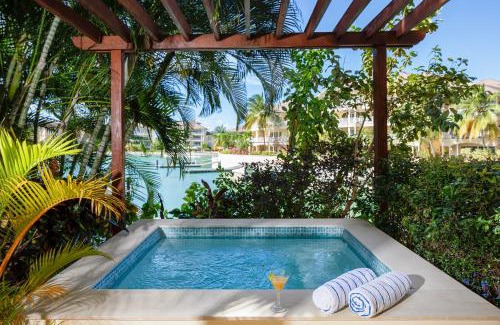 Bois d'Orange Hotel | The Landings Resort and Spa - All Suites