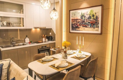 Hang Xanh Apartment | The Landmark 81 - Luxury One Bedroom Apartment