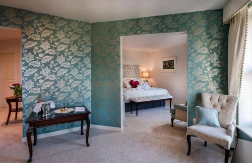 Cortober Hotel | The Landmark Hotel