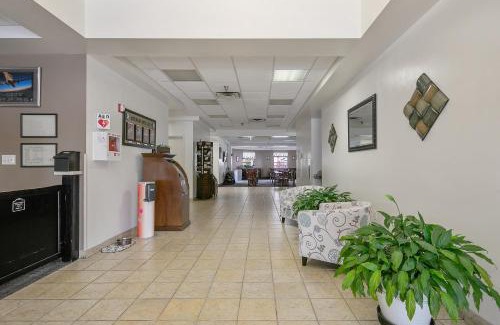 Fort Bragg Hotel | The Landmark Inn