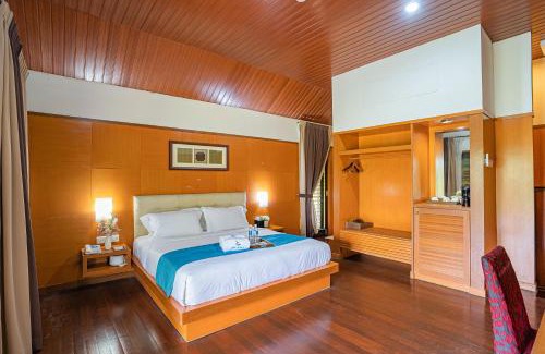 Kampung Batin Resort | The Langit Duyong Marina Resort
