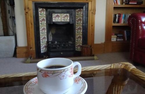 Leamington Spa Bed & Breakfast | The Lansdowne