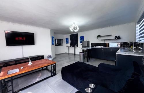 Greater Johannesburg Metropolitan Area House | The Lantern Luxe Retreat