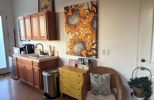 Monterey Apartment | The Last Resort - Centrally Located Oceanview Studio