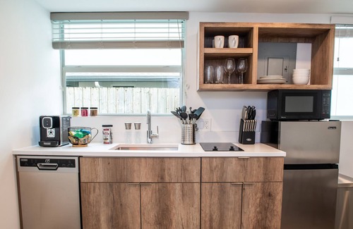 Poinciana Park Hotel | The Lauderdale Boutique Hotel