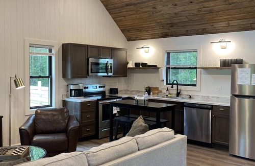 Springville Cabin | The Laurelwood at Kentucky Lake Cabins