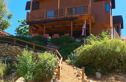 Kernville Cabin | The Lazy Crane; A Luxury Cabin on the Kern River