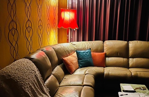 Queenstown House | The Lazy Frog Cottage