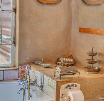 Magaliesberg House | THE LAZY LAPA