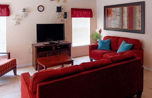 Sandy Ridge House | The Lazy Lush Escape