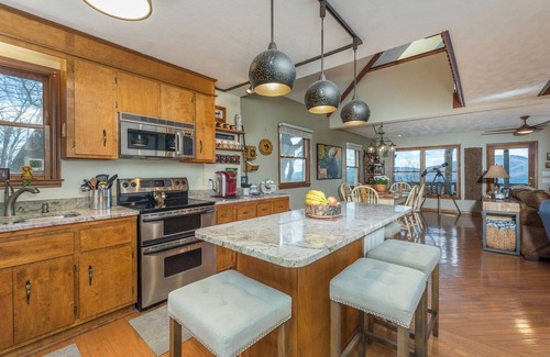 Old Fort House | The Lazy Moose | Long-range Mountain Views, Game Room