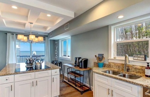 South Ponte Vedra Beach House | The Lazy Turtle: Gorgeous Beach House, Spacious, Sleeps up to 15