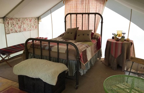 Dugspur House | The Lee Glamping Tent