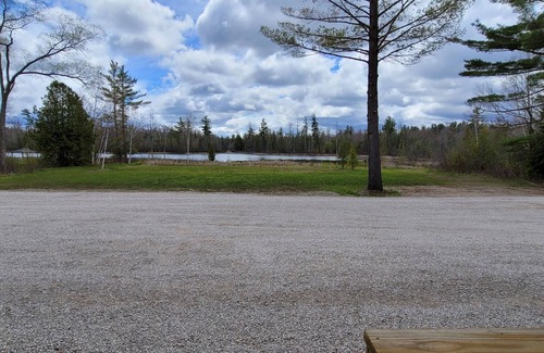 Interlochen Condo | The Leelanau Sleeps 4 Fiber Optic WI-FInClose to Traverse City Crystal Mountain