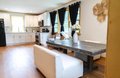 Upper Marlboro Bed & Breakfast | The Legacy Villa