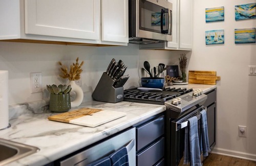 Suttons Bay House | The Leland Blue on M-22