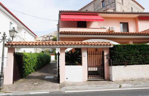 Scalea Apartment | The Lemon Tree House