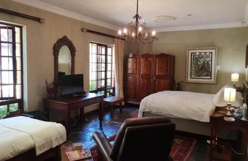 Fontainebleau Apartment | The Lemon Tree Self- Catering