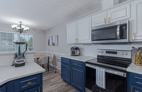 Columbus House | The Lexington - Modern, single story no carpet home just minutes to Benning