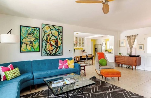 Vista Norte House | 🌴The “LIDO Lounge oasis home & casita Pool/spa🌴