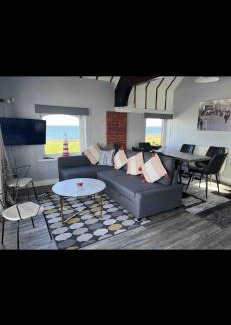 Skerries Apartment | The Lifeboat & Seaview Terrace