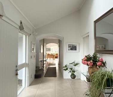Christchurch House | The Light Inn