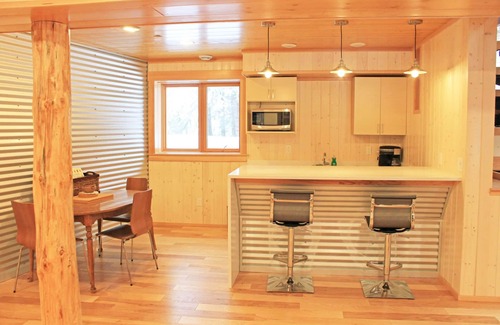 Lutsen House | The Light Lake House located in the North Woods