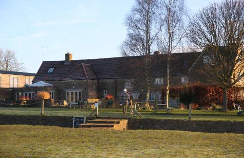 Nunney House | The Lighthouse