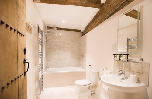 Nunney House | The Lighthouse
