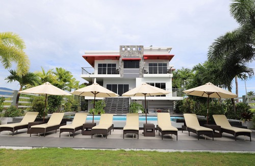 Puerto Galera Villa | The Lighthouse is private and exclusive villa. 270 degress sea view.