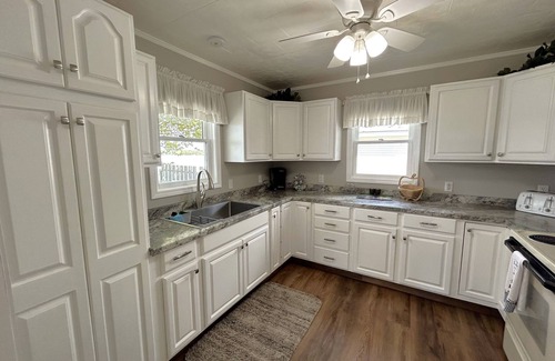 Moran Cottage | The Lilly Pad on Brevort Lake