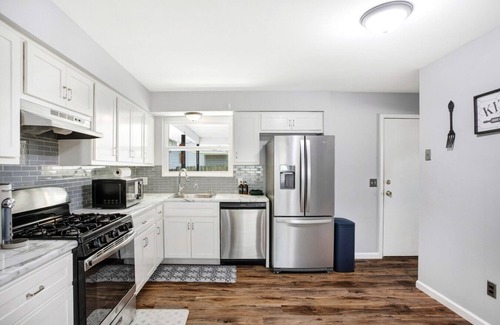 Maryland Heights House | The Lilly Pad House - Doddridge