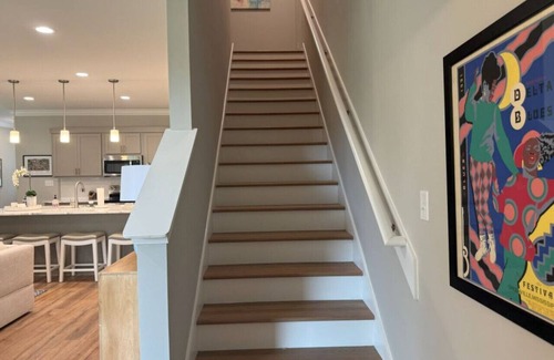 Oxford Condo | The Lily Loop Retreat