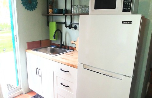 Taylor Creek Cottage | The Lily Pad 1/1 ,Cottage, NEW! Minutes from Lake O