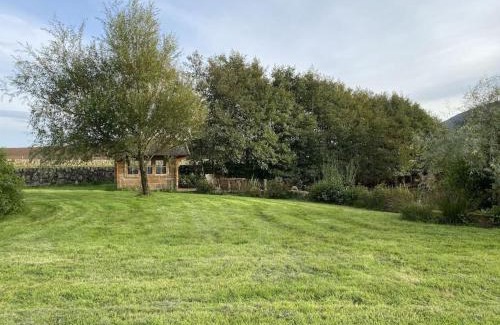 Bankend House | The Lily Pod