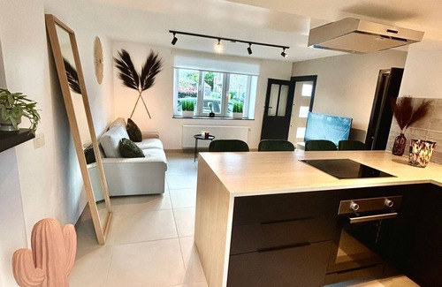 Modave Cottage | The Lime Stone Cottage