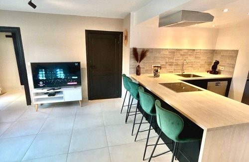 Modave Cottage | The Lime Stone Cottage